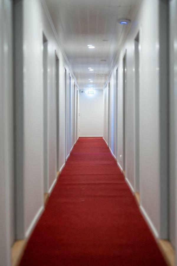 Majoitus-Ravintolalaiva Saimatar Hotel Joensuu Esterno foto